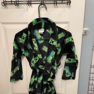 Boys minecraft bathrobe. Excellent condition